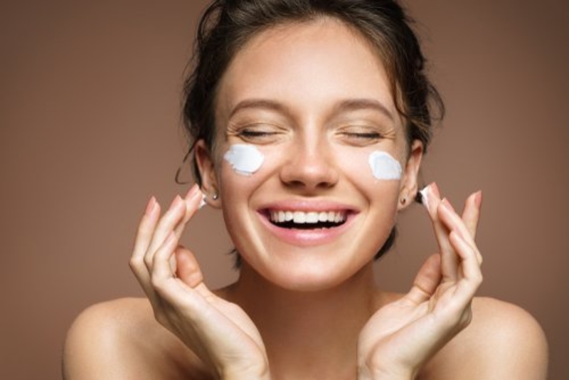 Moisturize | Shutterstock