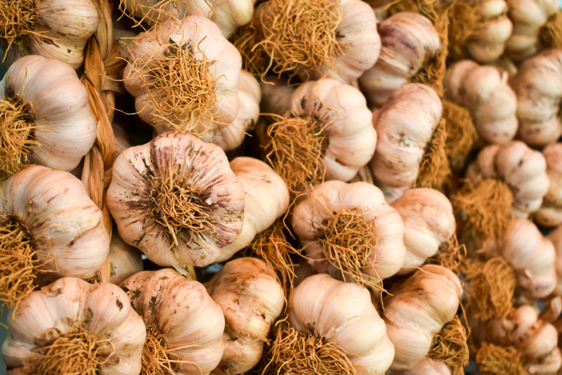 How long does garlic last? | Shutterstock