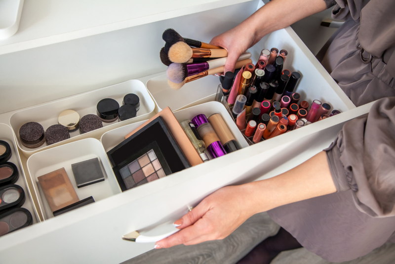 How to Declutter & Re-Arrange Your Makeup Drawer | Shutterstock