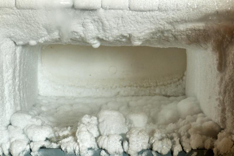 How to Quickly Defrost Your Freezer | Shutterstock