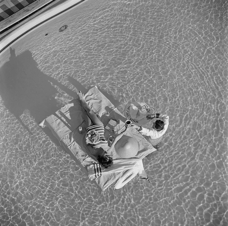 Frank Sinatra and Audrey Hepburn at the “Sands'; Las Vegas in 1956. :  r/1950s