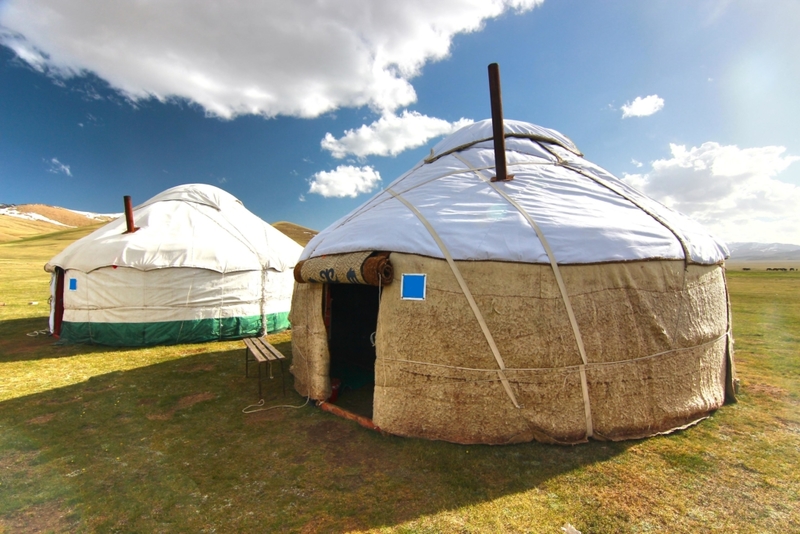 Yurt | Alamy Stock Photo by jaturun phuengphuttharak