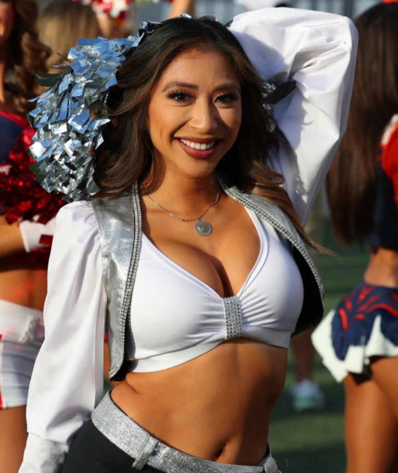 All the Ridiculous Rules NFL Cheerleaders Have to Follow