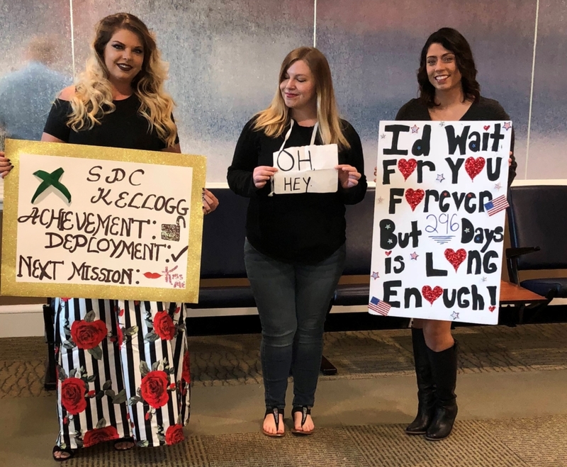 This Trio of Giddy Military Wives | Imgur.com/OctopussSevenTwo