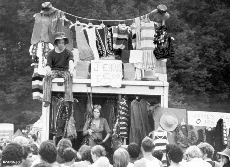 People Could Buy a Blue Jean for $5 and a Stand Was Set on Fire | Getty Images Photo by Michael Ochs Archives