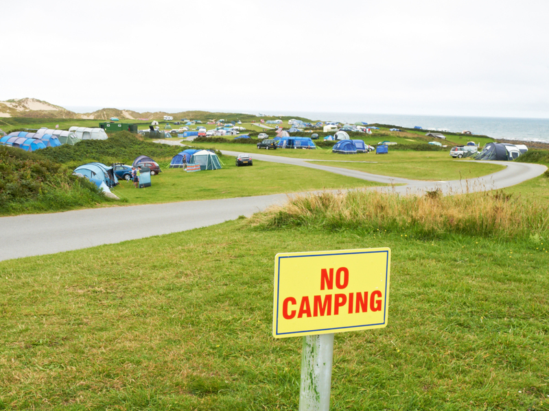 So Much for Signs | Alamy Stock Photos by brinkstock 