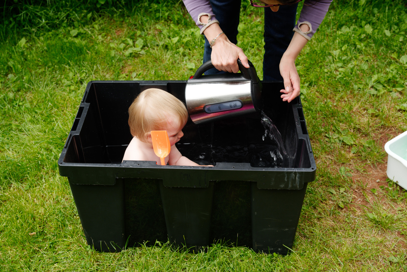 A Camping Bath | Alamy Stock Photo by CBW