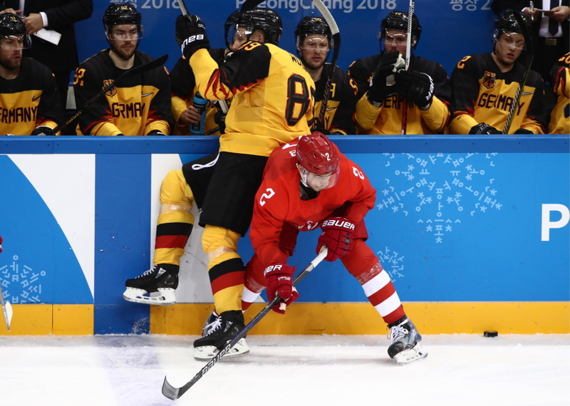 Piledriver on the Ice | Alamy Stock Photo by Valery Sharifulin/TASS ITAR-TASS News Agency/Alamy Live News