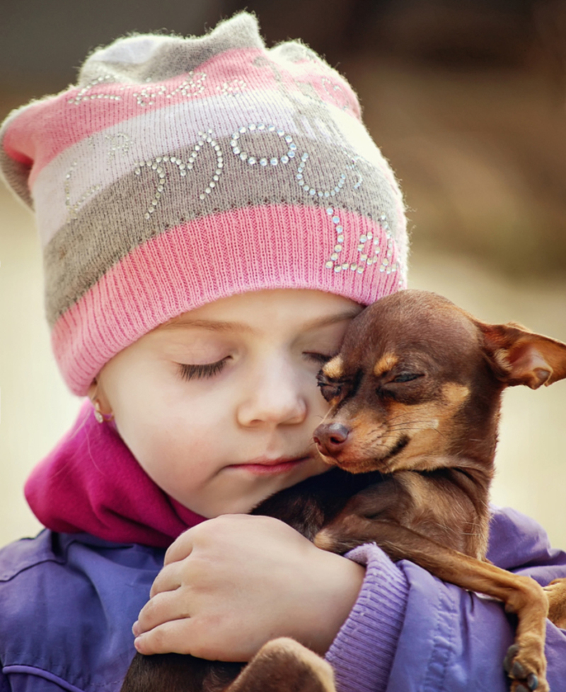 A Warm Embrace | Getty Images Photo by Acqua tranquilla