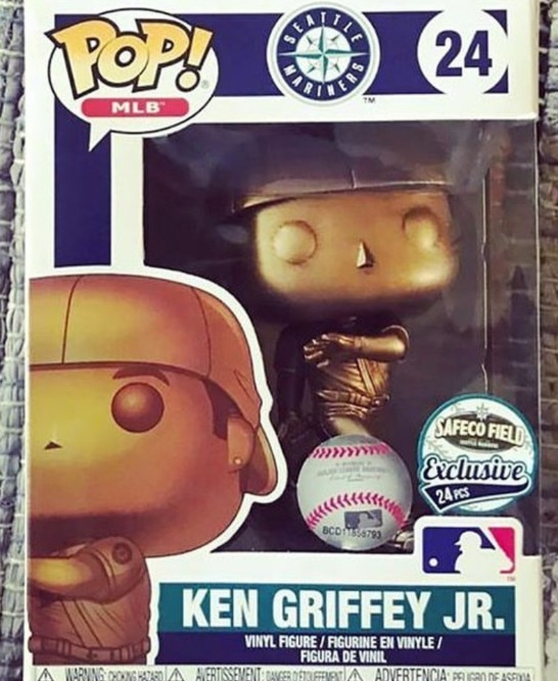 Bronze Ken Griffey Jr. | Instagram/@jedhapatrol