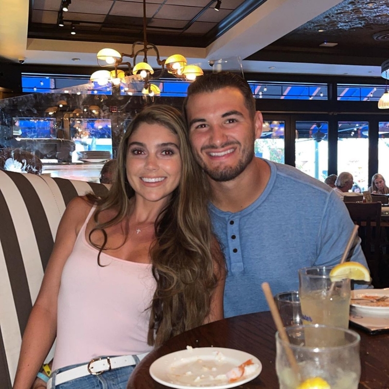 Mitchell Trubisky & Hillary Gallagher | Instagram/@mtrubisky10