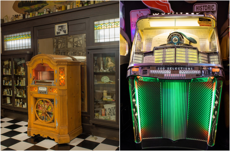  Jukebox | Alamy Stock Photo by Alpha Stock & JLBvdWOLF