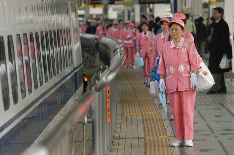 Train Cleaning | Alamy Stock Photo by Jon Burbank/Eye Ubiquitous