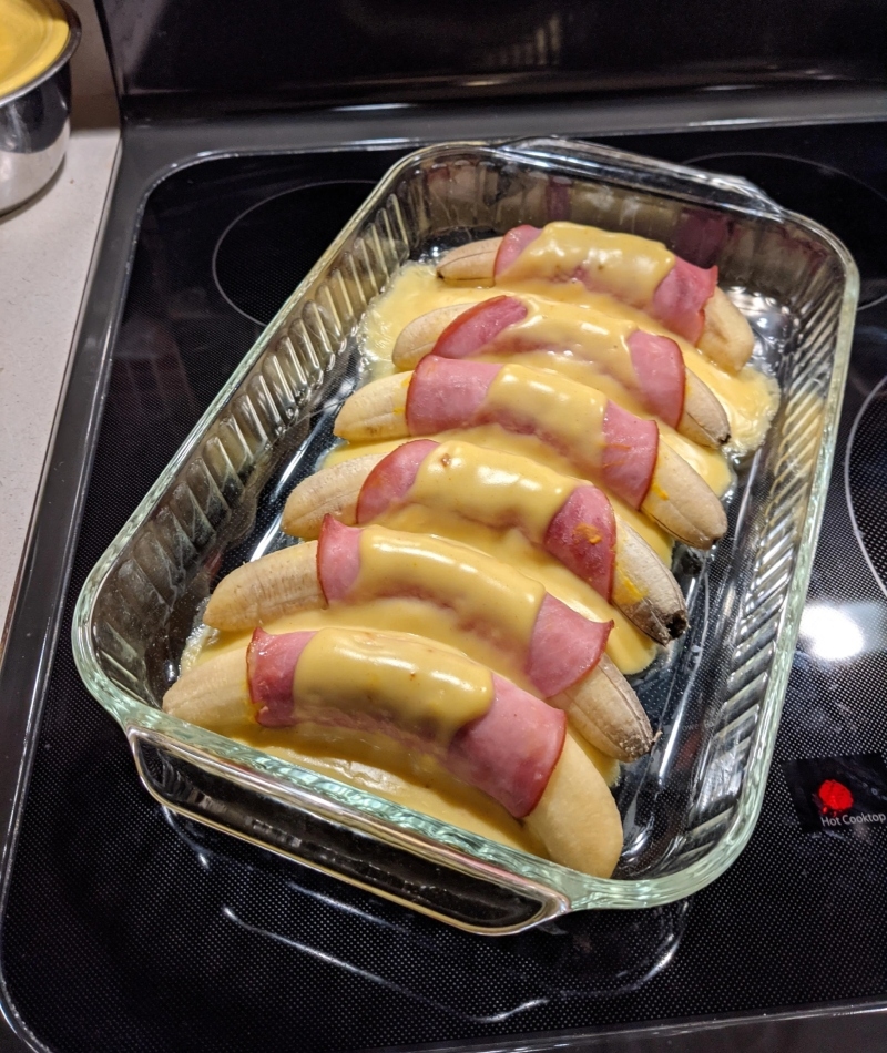 Ham and Banana Hollandaise | Reddit.com/Sk8rToon