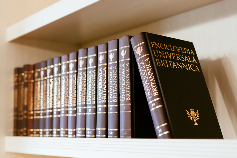 Look Up Information on Encyclopedias | ProximaCentauri1/Shutterstock