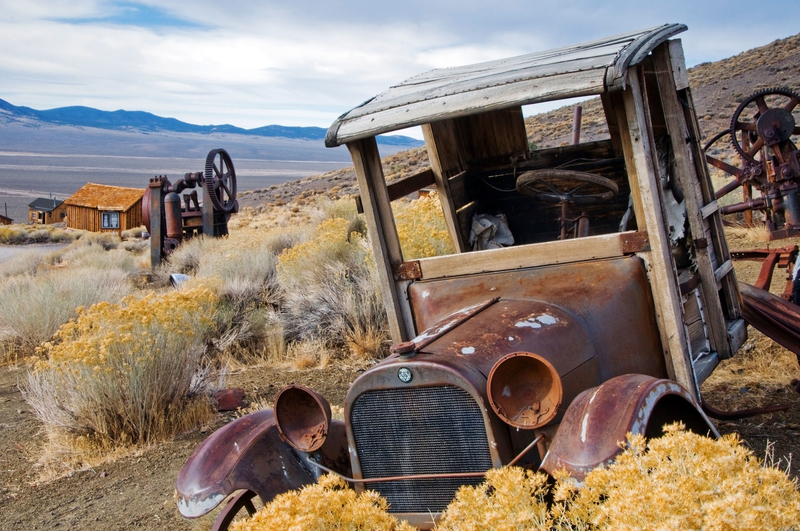 The Ghost Town of Berlin in Nevada | Alamy Stock Photo by Rachid Dahnoun / Aurora Open RF/Cavan Images