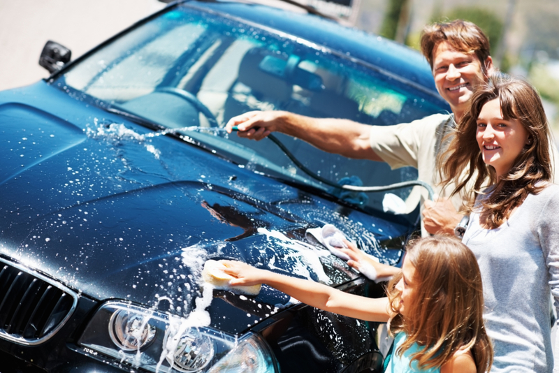 Cómo limpiar el coche antes de las vacaciones: trucos y productos por los  que deberías apostar para dejarlo perfecto
