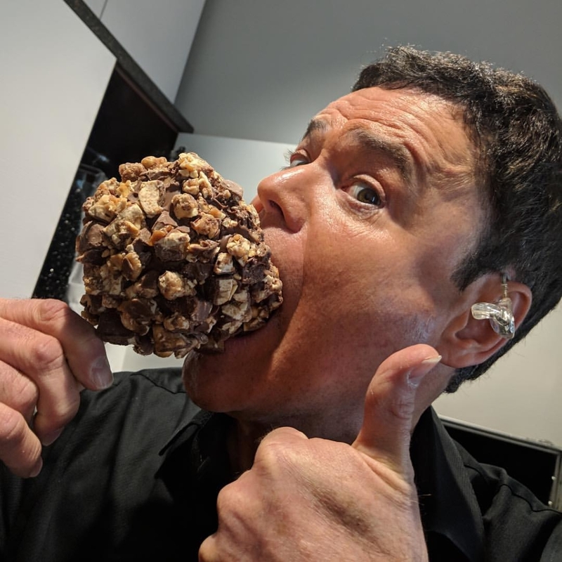 Weird Habits | Instagram/@donnyosmond