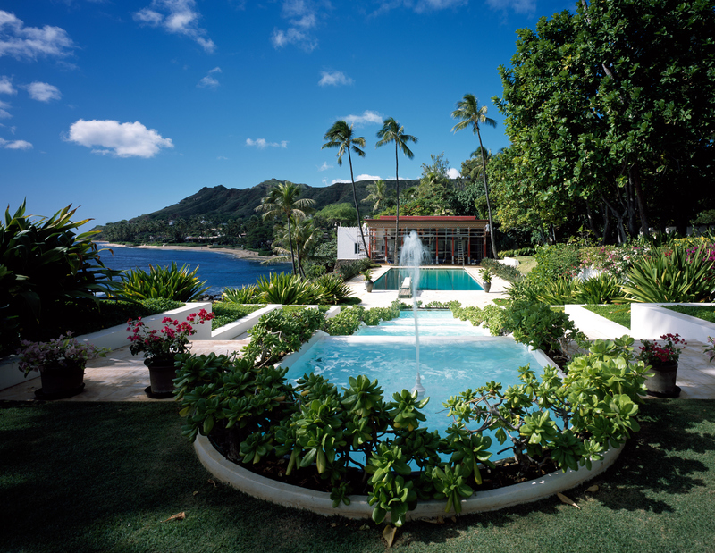 Doris Duke's Honolulu House is Now a Majestic Museum | Alamy Stock Photo by Alpha Stock