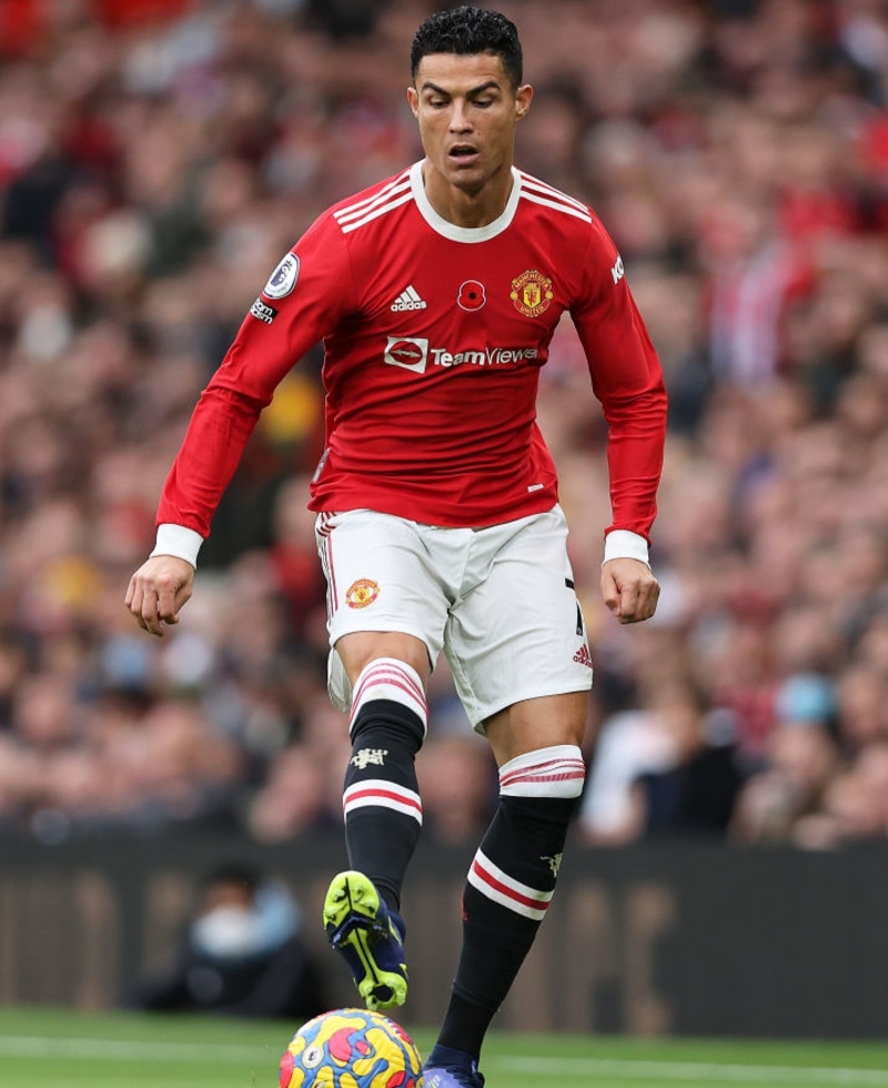 Run Ronaldo Run | Getty Images Photo by Clive Brunskill