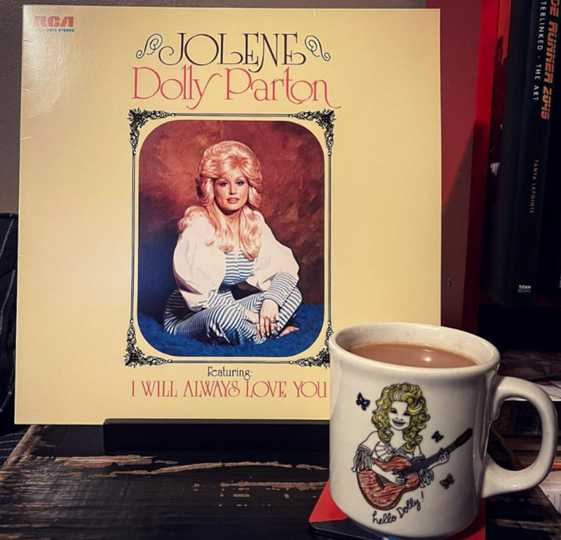 Dolly Parton, Jolene | Instagram/@stanley.kubricks.beard