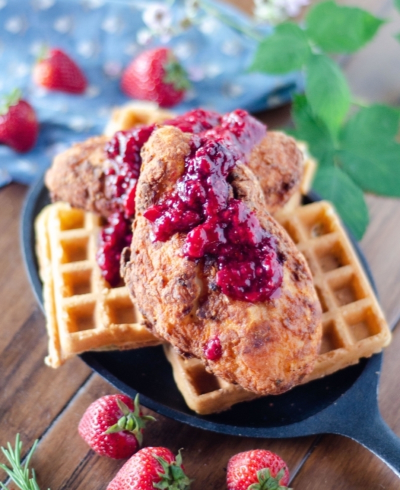 Waffle Chicken Burgers | Alamy Stock Photo