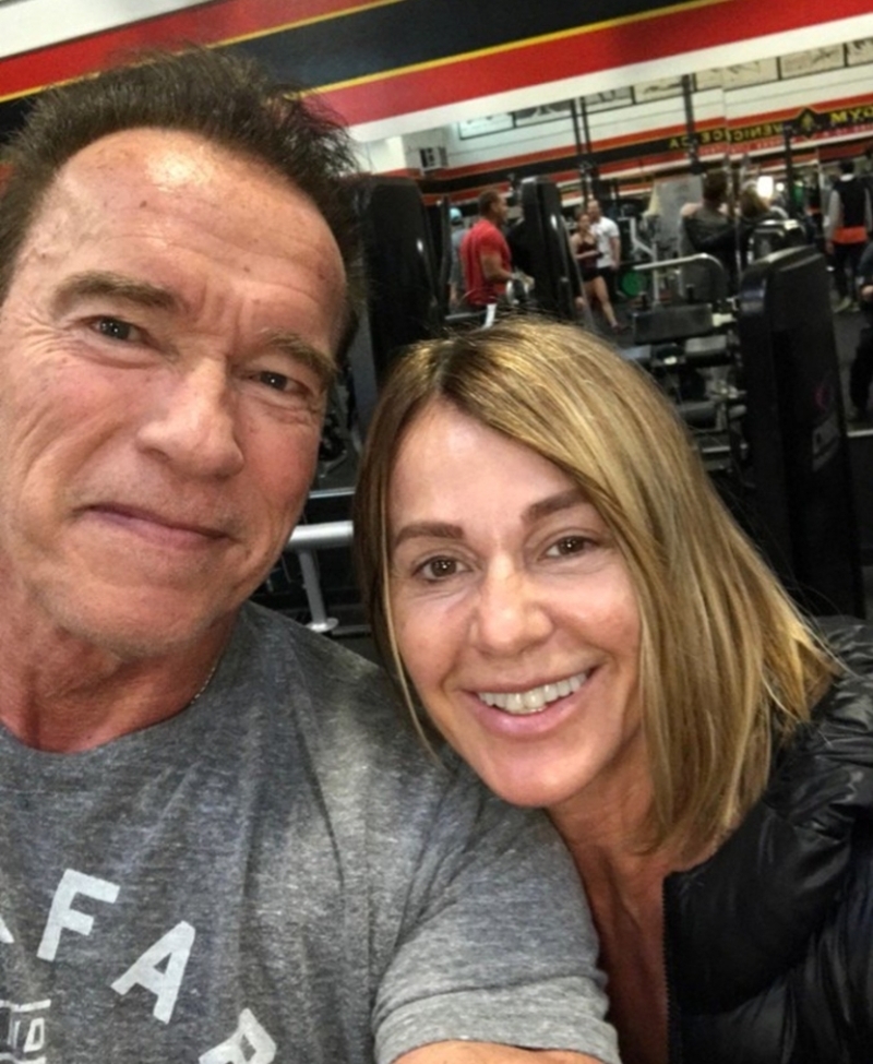 Comăneci Trains The Terminator | Twitter/@nadiacomaneci10