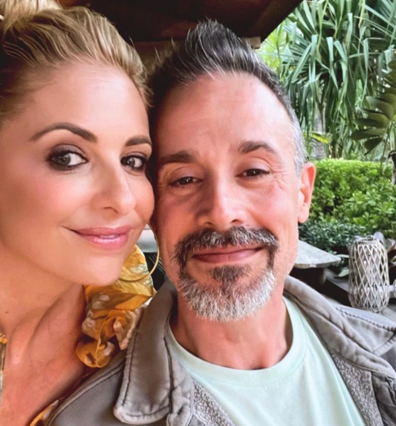 Sarah Michelle Gellar und Freddie Prinze Jr. | Instagram/@sarahmgellar