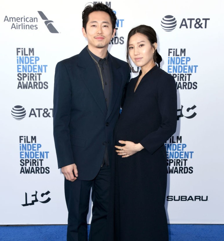 Steven Yeun und Joana Pak | Getty Images Photo by Jon Kopaloff