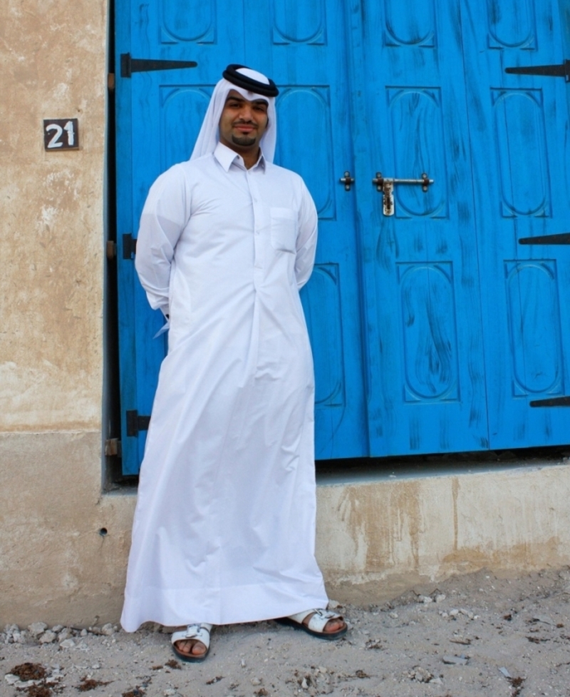 What Qatari Men Wear | Alamy Stock Photo