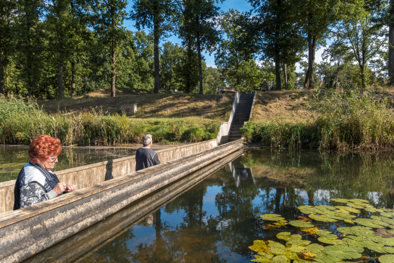 El Puente de Moisés, Holanda | Alamy Stock Photo by Wiskerke