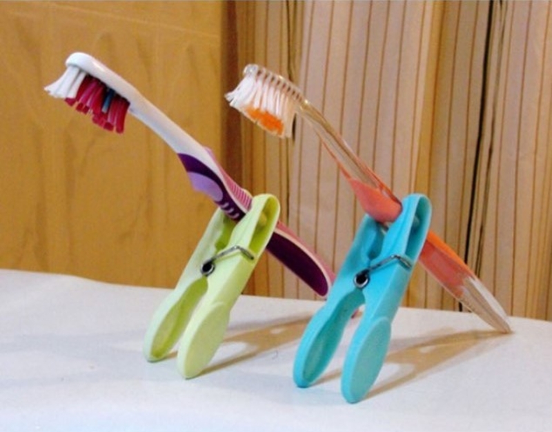Fixando Sua Escova de Dentes | Instagram/@girlshacks13
