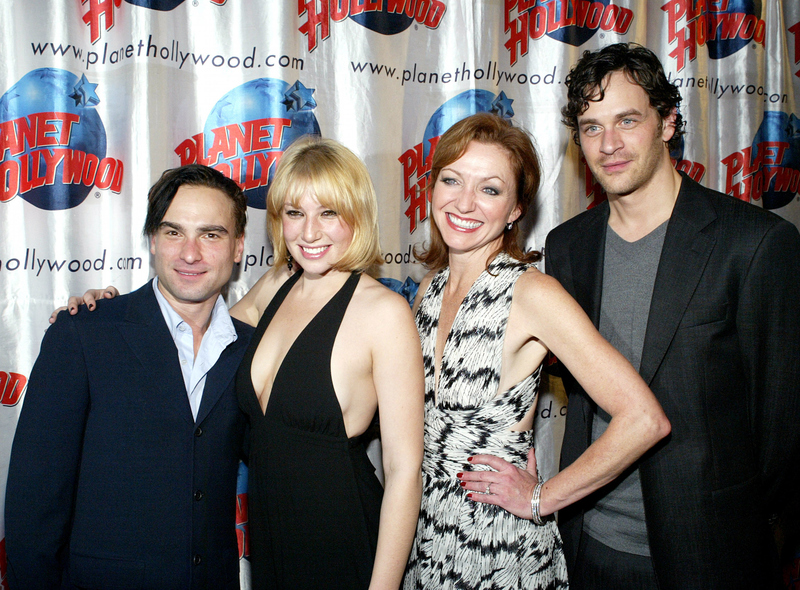 Johnny Galecki et Ari Graynor | Getty Images Photo by Bennett Raglin