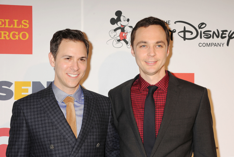 Jim Parsons et Todd Spiewak | Getty Images Photo by Jeffrey Mayer