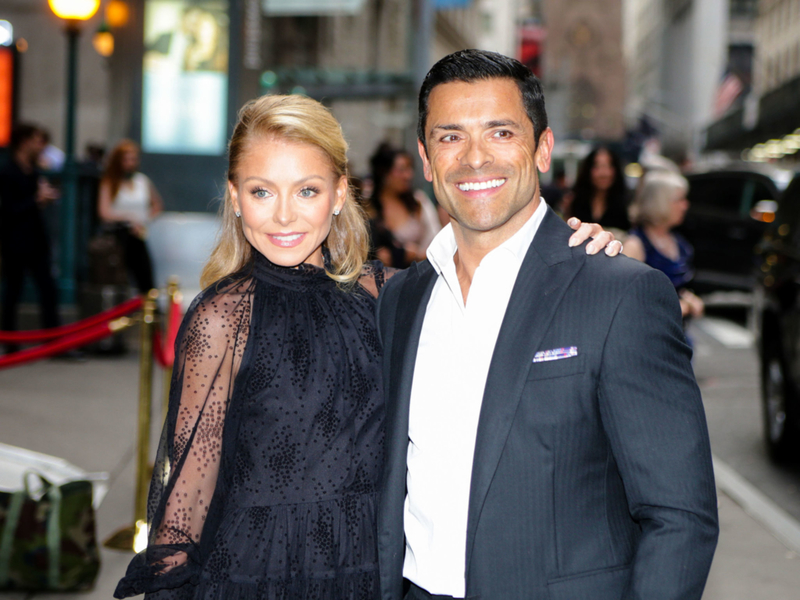 Mark Consuelos et Kelly Ripa – Ensemble Depuis 1996 | Getty Images Photo by gotpap/Bauer-Griffin/GC Images