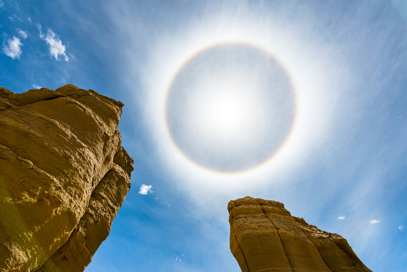 Um Anel Ao Redor Da Lua Ou Do Sol Pode Determinar O Clima De Amanhã | Getty Images Photo by Cheunghyo