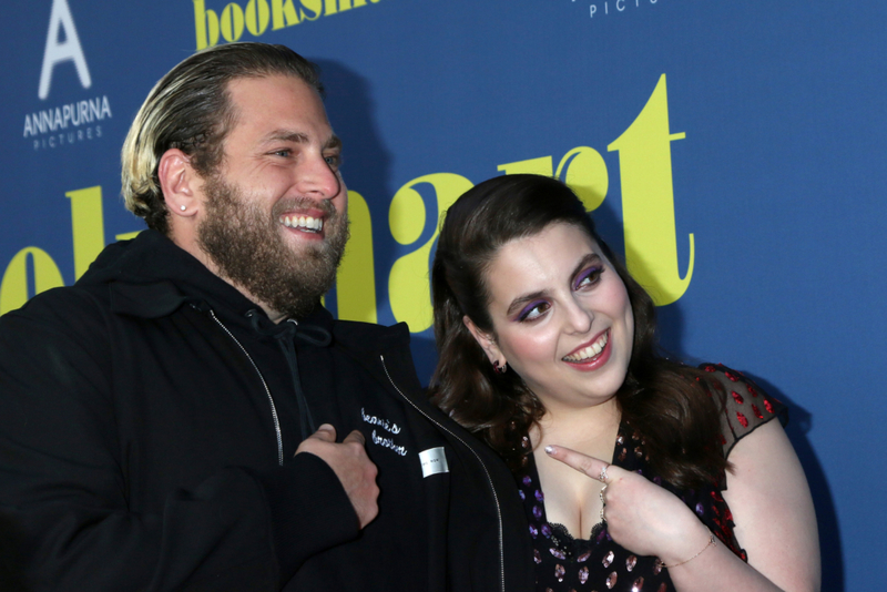 Beanie Feldstein y Jonah Hill - Más famosos que eclipsaron a ...