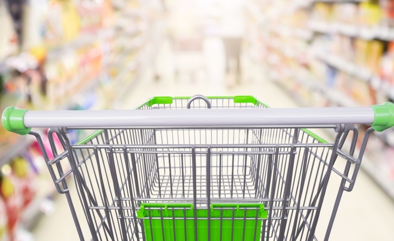 Ganchos Nos Carrinhos De Supermercado | Shutterstock