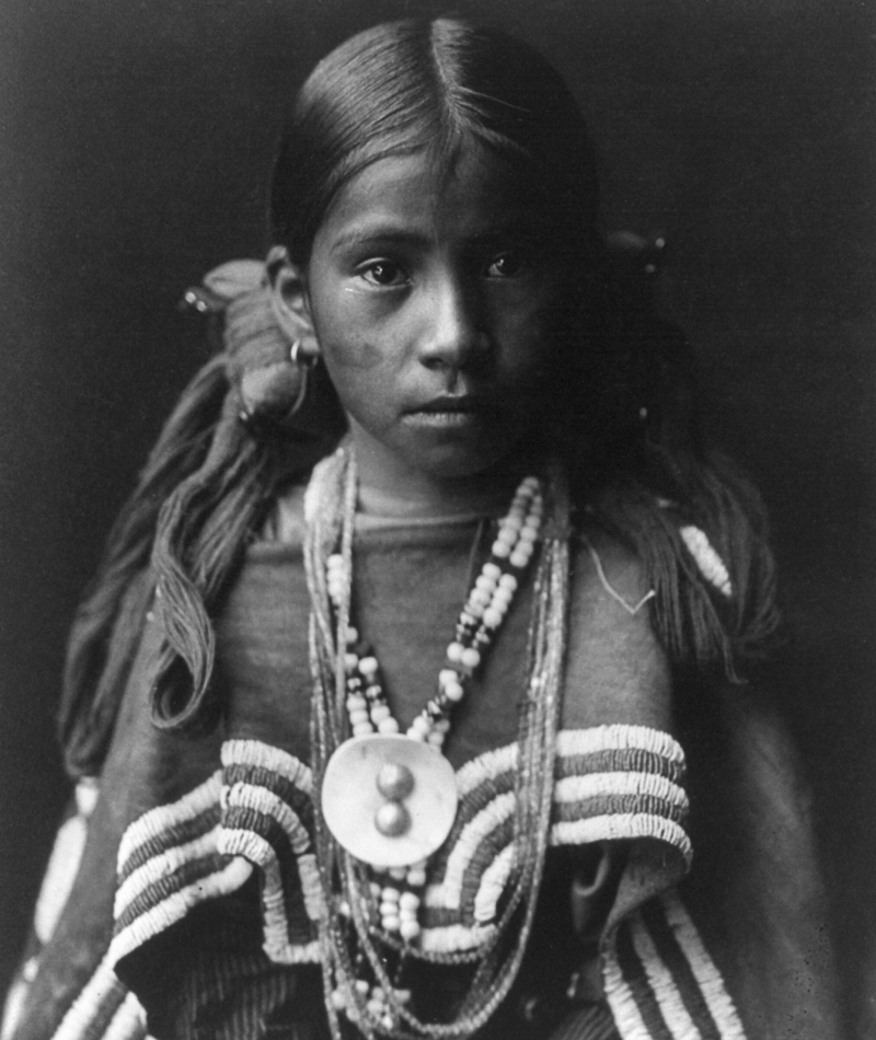 La chica de Jicarilla | Alamy Stock Photo by Edward Curtis