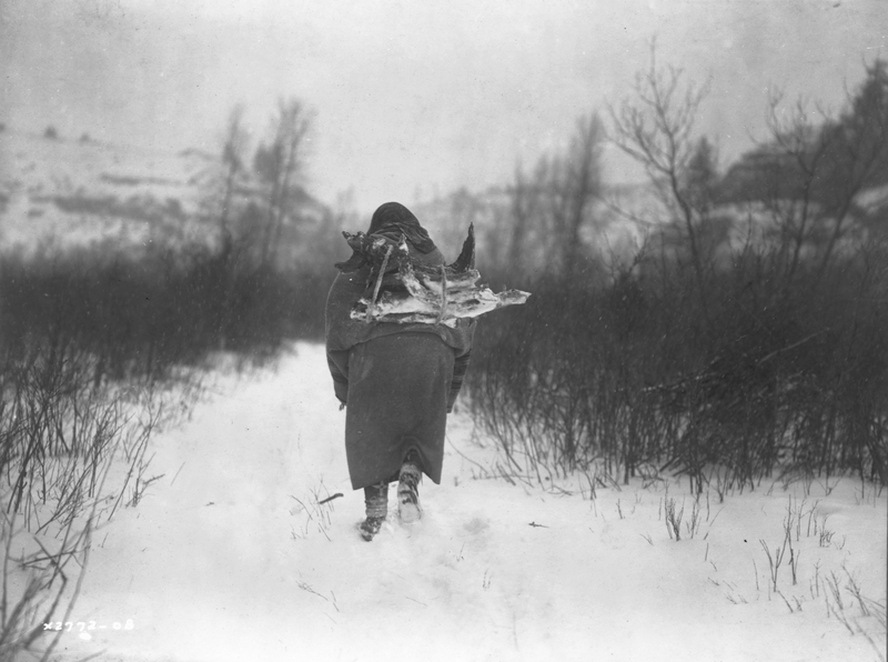 Acampada en las montañas Pryor | Getty Images Photo by Edward S. Curtis/Library of Congress/Corbis/VCG 