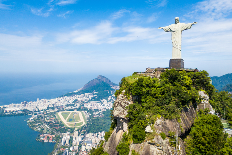 CHRISTUS DER ERLÖSER | Getty Images Photo by Buda Mendes