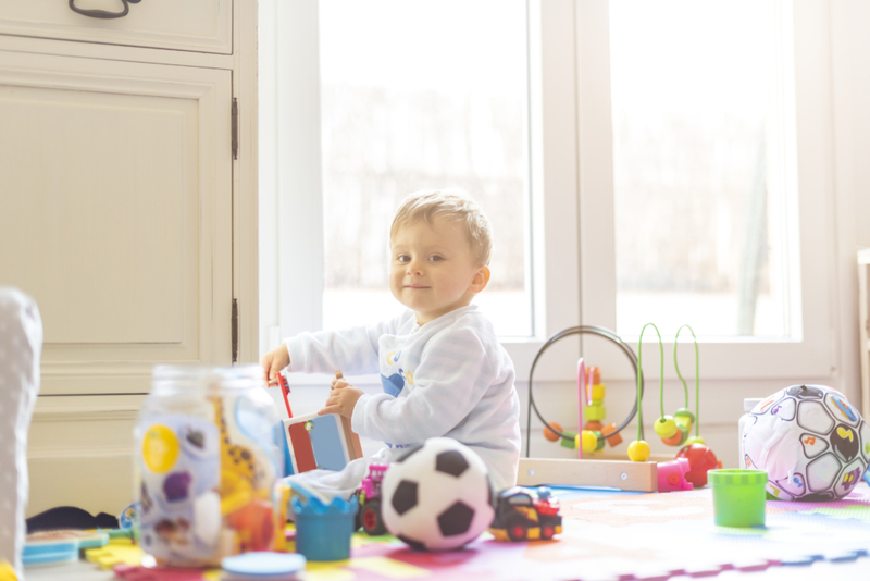 Désinfecter les jouets des enfants | Getty Images Photo by Manuel Breva Colmeiro