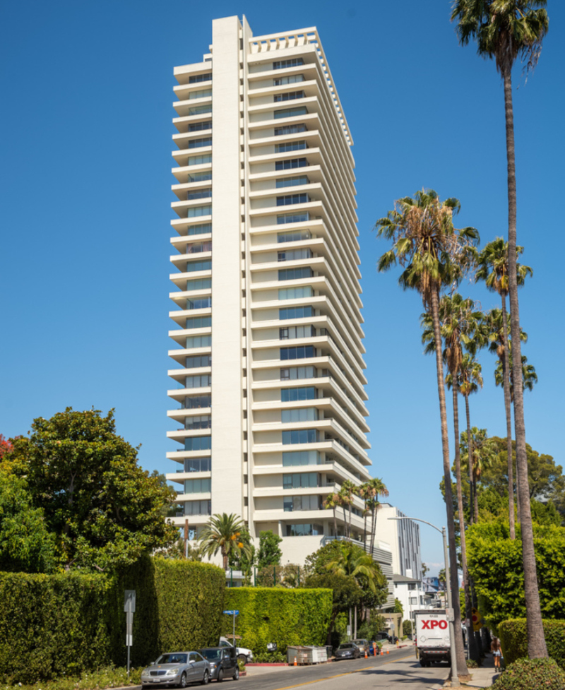 Propietaria de dos condominios de Hollywood | Getty Images Photo by RBL/Bauer-Griffin/GC Images