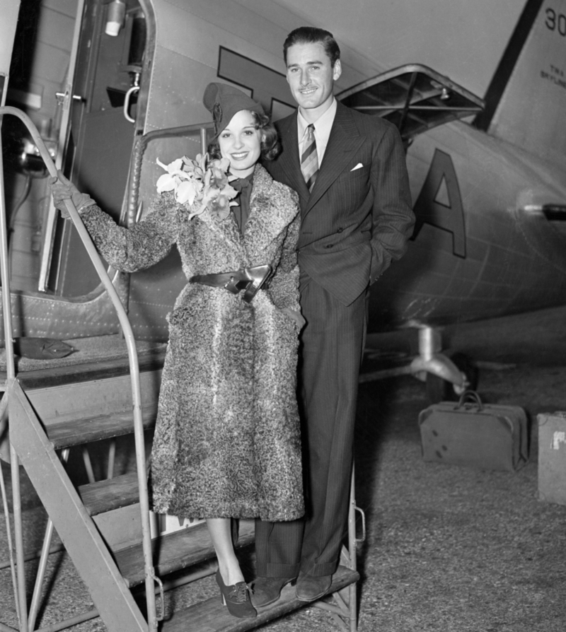 Errol Flynn and Lili Damita | Getty Images Photo by Bettmann