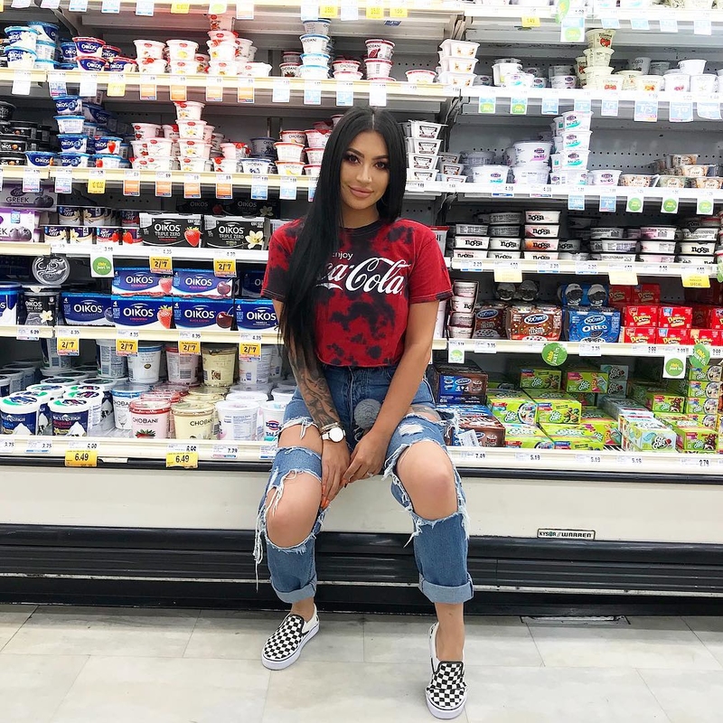 Was tut man nicht alles für Instagram | Instagram/@evettexo