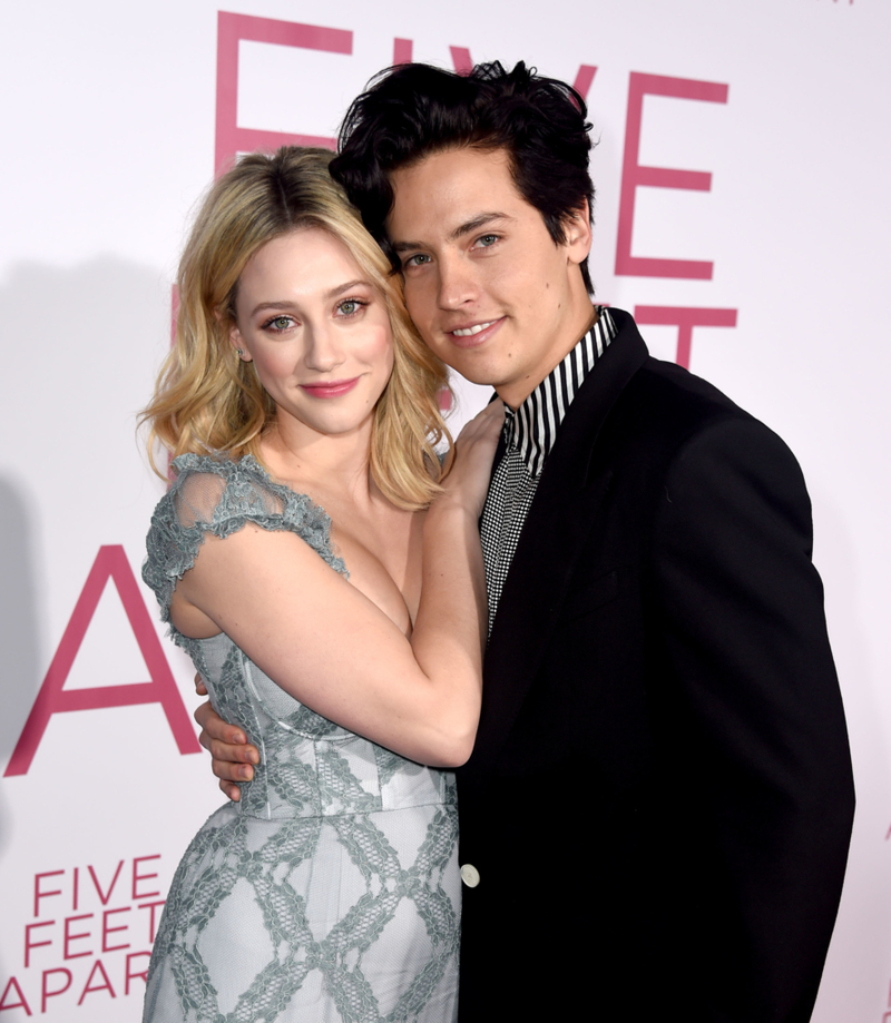 Lili Reinhart E Cole Sprouse | Getty Images Photo by Kevin Winter