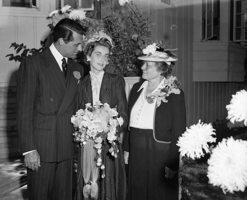 Cary Grant and Barbara Hutton | Getty Images Photo by Bettmann