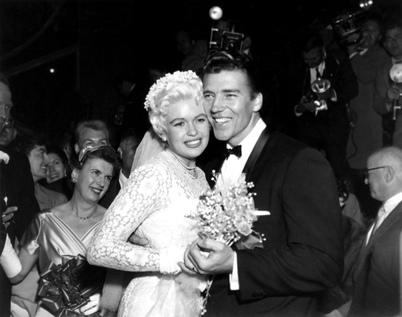 Jayne Mansfield and Mickey Hargitay | Alamy Stock Photo