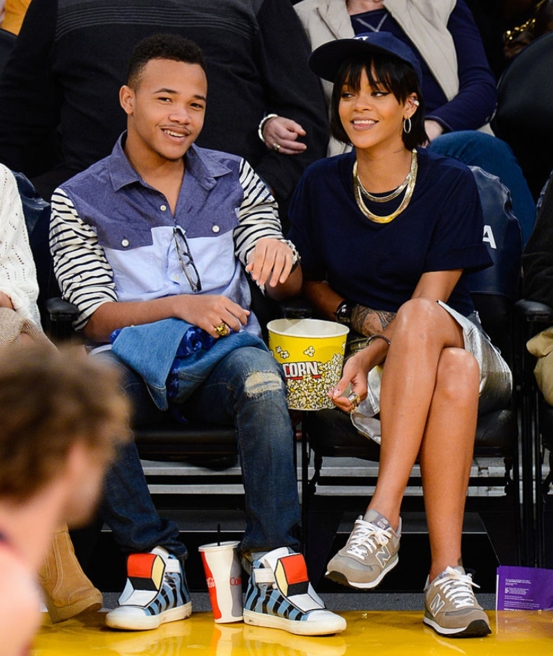 Rihanna mit ihrem Bruder Rajad Fenty | Getty Images Photo by Noel Vasquez