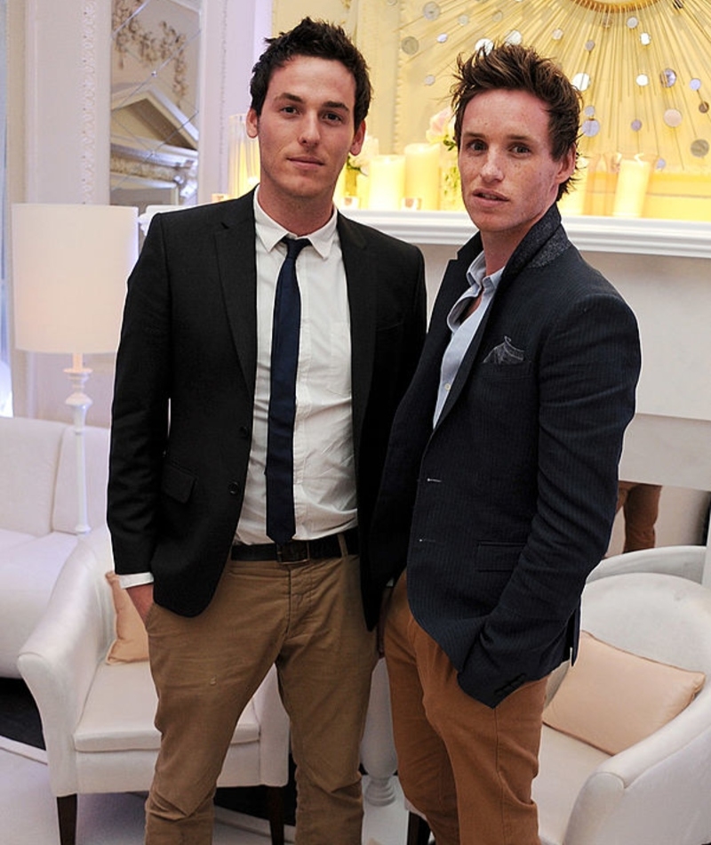 Eddie Redmayne mit seinem jüngeren Bruder Tom | Getty Images Photo by Dave M. Benett